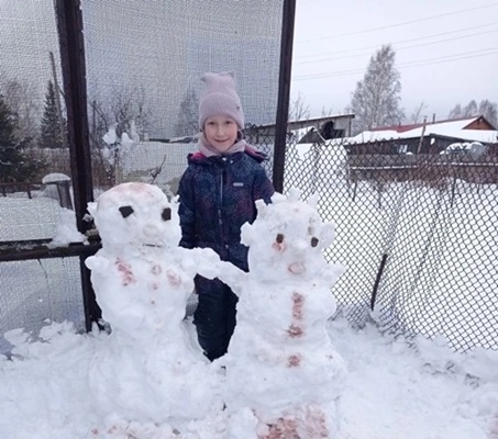 Снежные друзья. Неволина Маргарита, 9 лет, филиал МБОУ «Поташкинская СОШ» - «Березовская ООШ», д. Березовка, Артинский район, Свердловская область, учитель начальных классов: Сергеева Светлана Николаевна